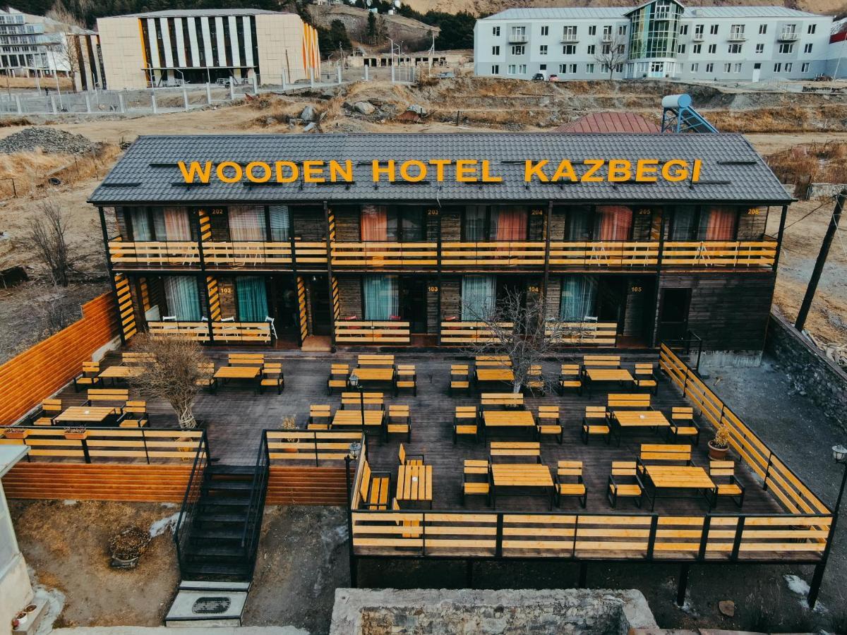 Wooden Hotel Kazbegi Exteriör bild