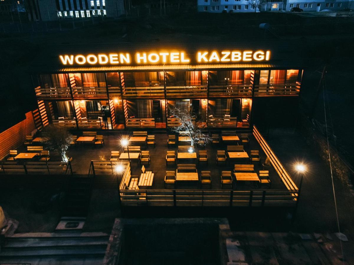 Wooden Hotel Kazbegi Exteriör bild